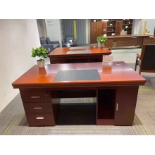 辦公桌
